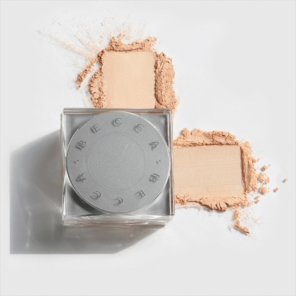 BECCA Soft Light Blurring Powder - Golden Hour